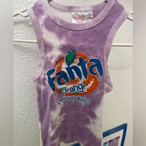 XS fanta crop top